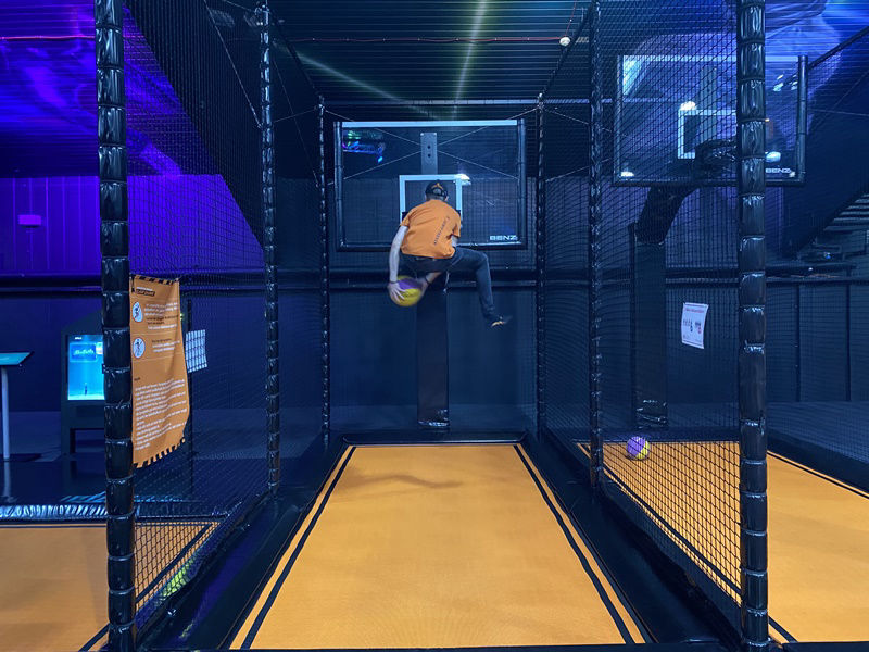 Attraktion Slam Dunk Basketball